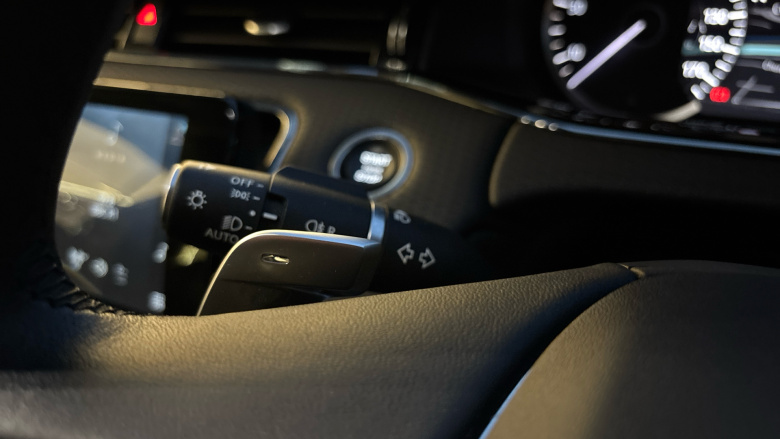 Land Rover Range Rover Evoque 1.5 P300e Evoque Edition 5dr Auto Hatchback